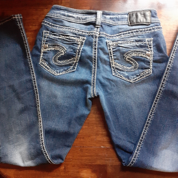 Silver Jeans Suki Mid Straight Fluid - Picture 15 of 16